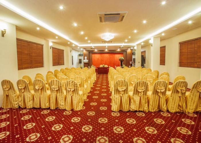 Muong Thanh Vinh Hotel