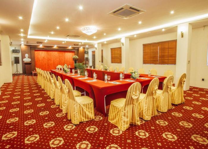 Muong Thanh Vinh Hotel