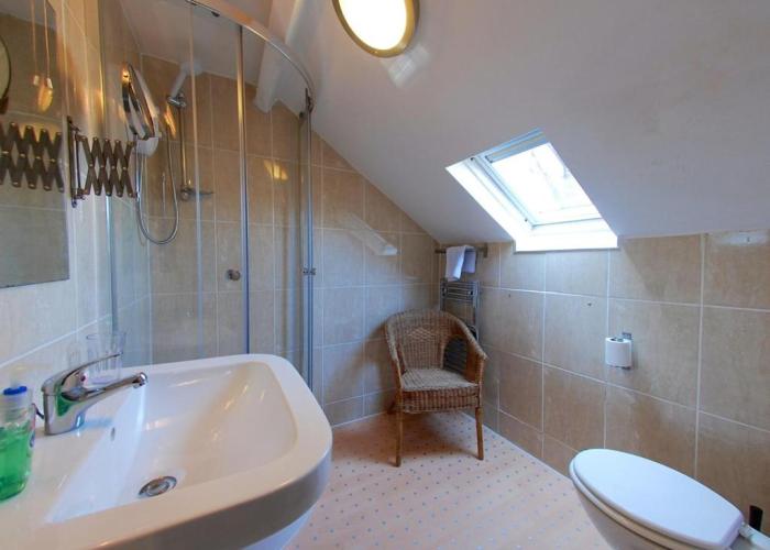 Chiltern Guest House