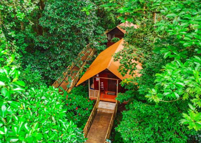 Aninga Lodge