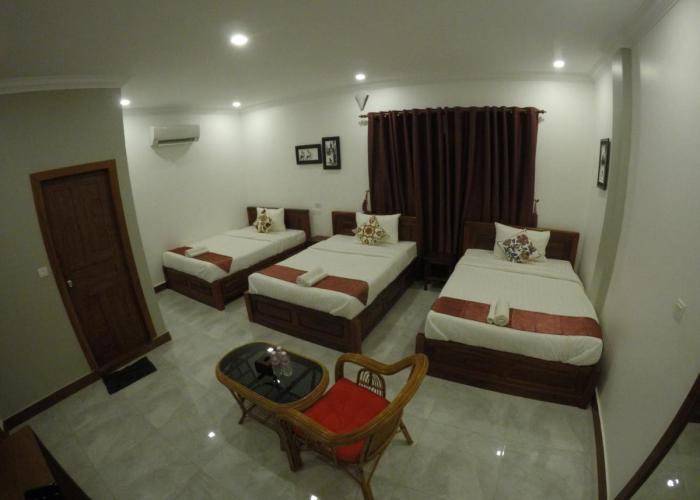 Happy​​ Family Guesthouse