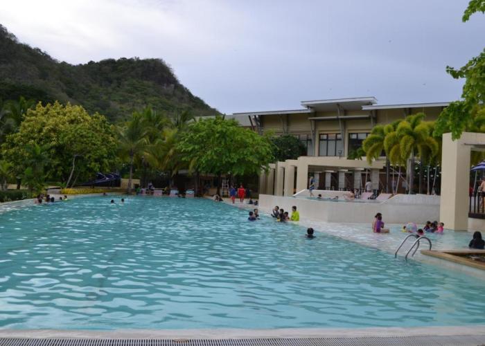 Apartment in Pico De Loro