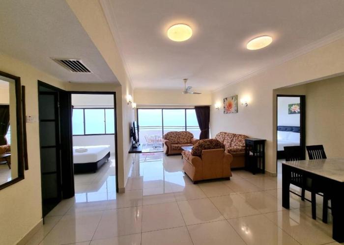 Green Ocean Seaview Apartment