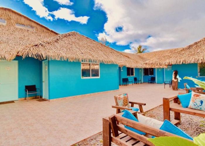 Chez Hiva (Town & Beach) Hostal - SERNATUR: 34383
