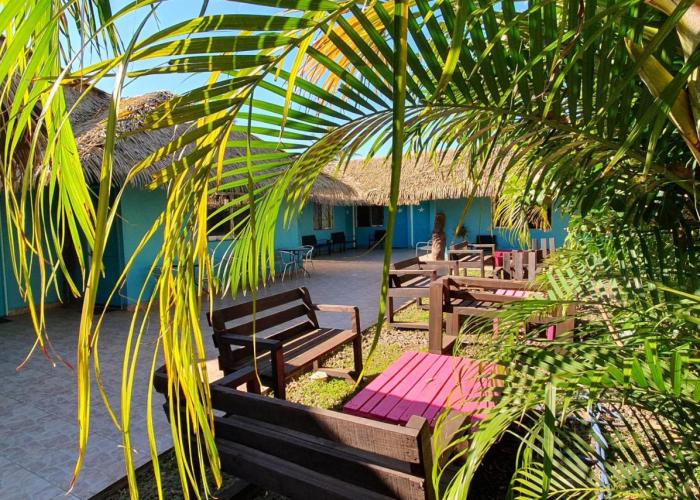 Chez Hiva (Town & Beach) Hostal - SERNATUR: 34383