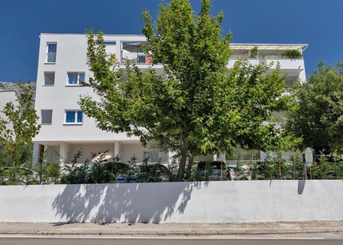 Apartments No 18