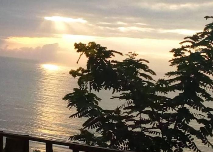 Abuesi Beach Resort