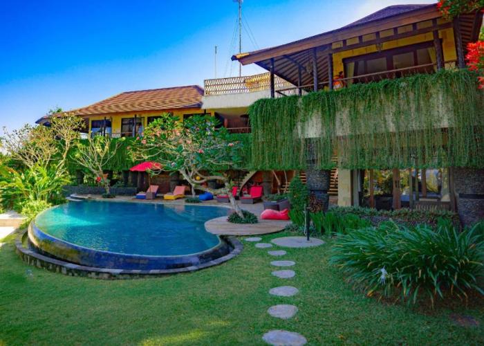 Villa Delmara at Balian Beach