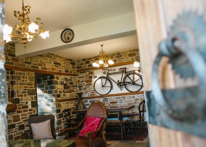 Eudora Full Guest House