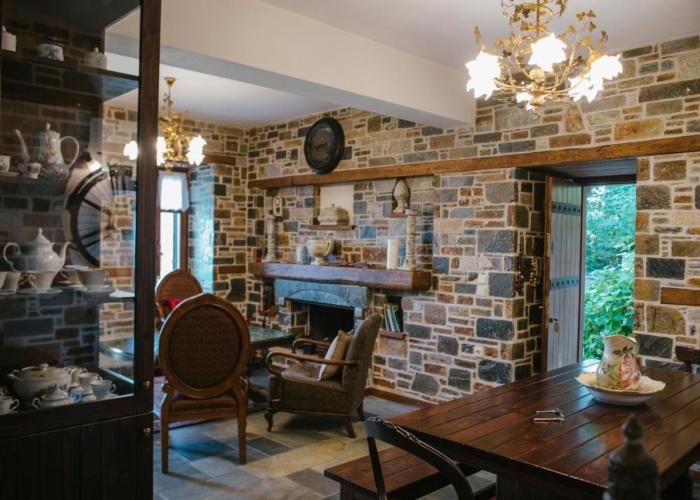 Eudora Full Guest House