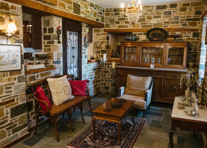 Eudora Full Guest House