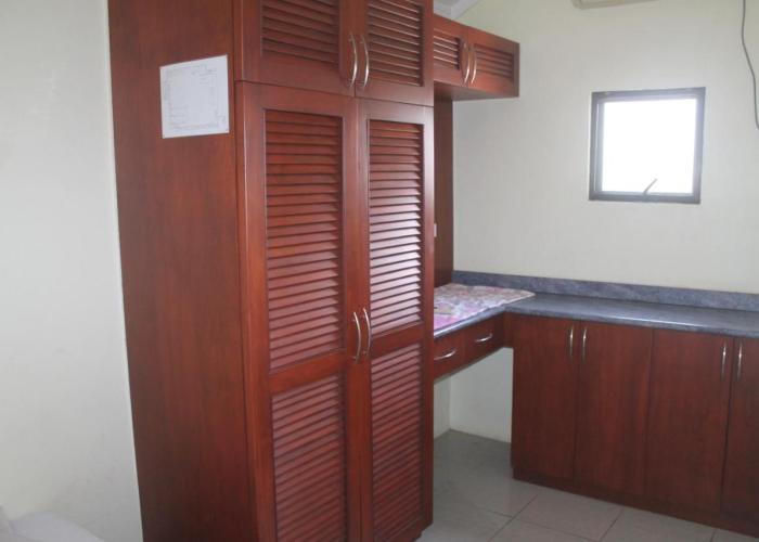 Shalini Garden Hotel & Apartments