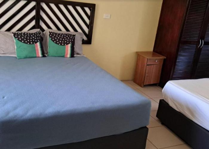 Shalini Garden Hotel & Apartments