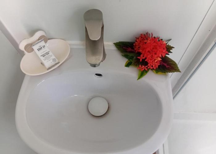 Shalini Garden Hotel & Apartments