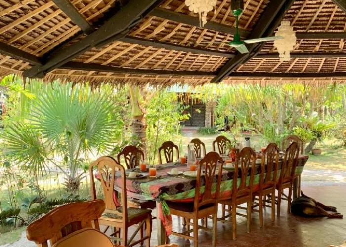 Ravenala Beach Bungalows
