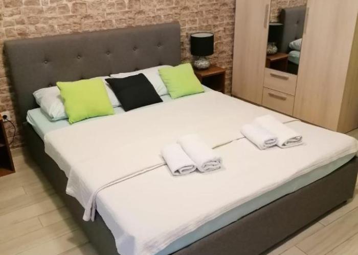 Bliss Apartments with free parking