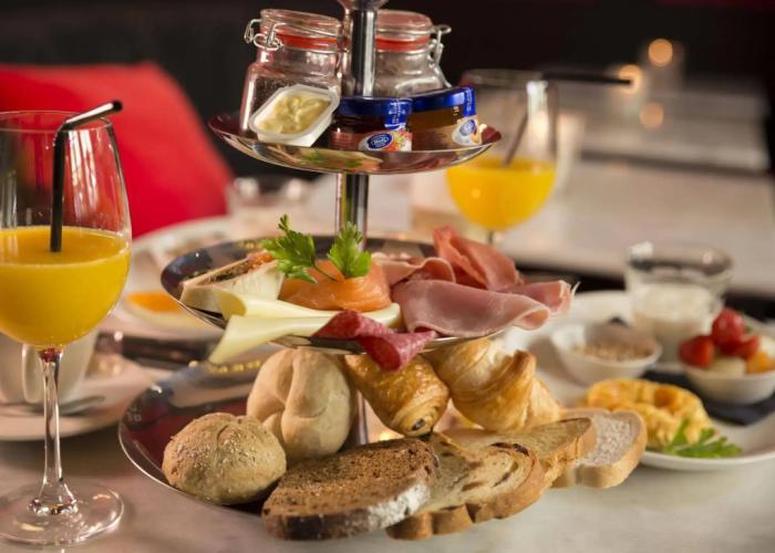 Le Theatre Hotel