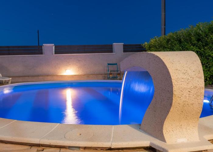Villa Toni with private pool near Zadar