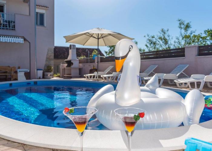 Villa Toni with private pool near Zadar