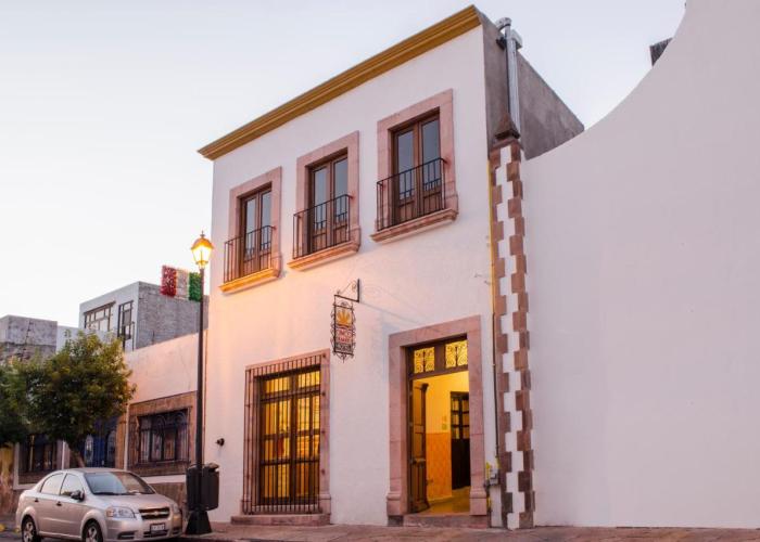 Cinco de Mayo Hotel