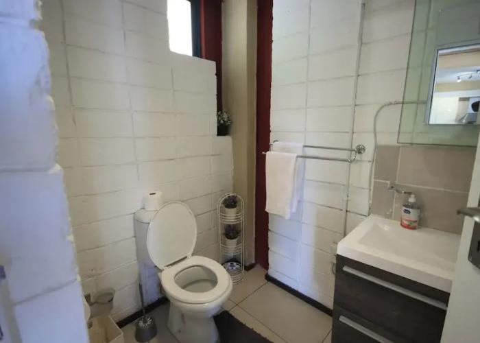 The Advocate Suites