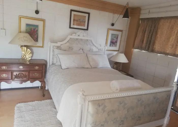 The Advocate Suites