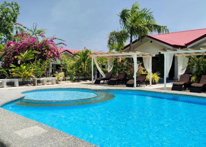 Garden Village Resort