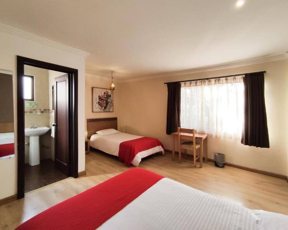 фото Hotel Casa Merced