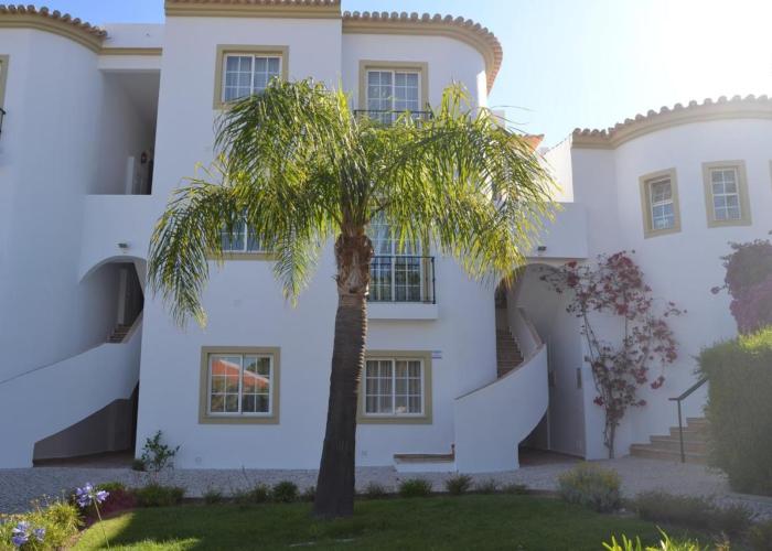 Ocean Club Apartment