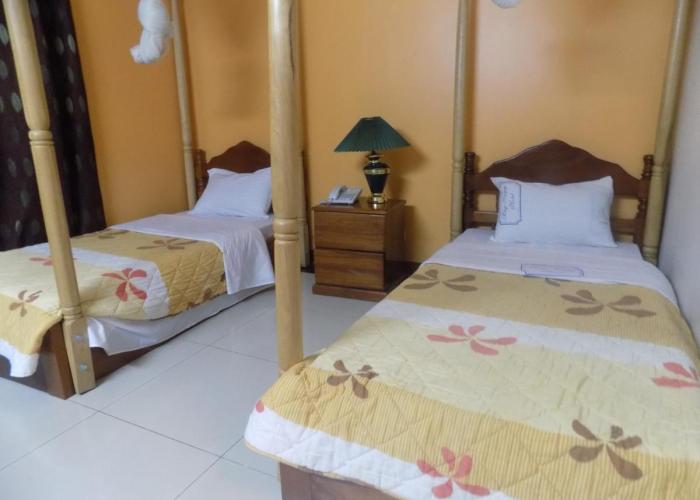 Kayegi Hotel Mbale