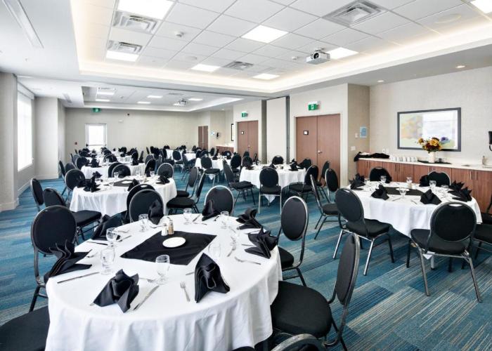 Holiday Inn Express - Red Deer North, an IHG Hotel