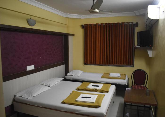 Hotel Sai Vishwa