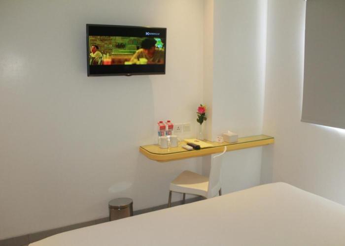 Amaris Hotel Margorejo Surabaya