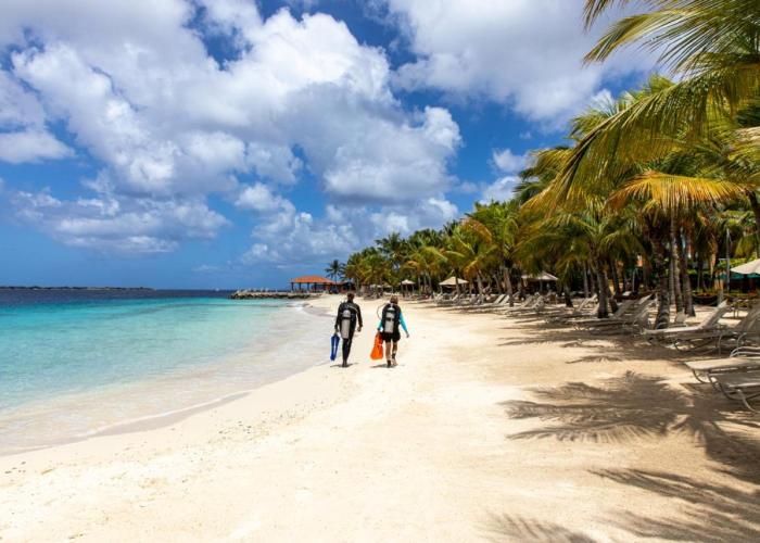Harbour Village Beach Club