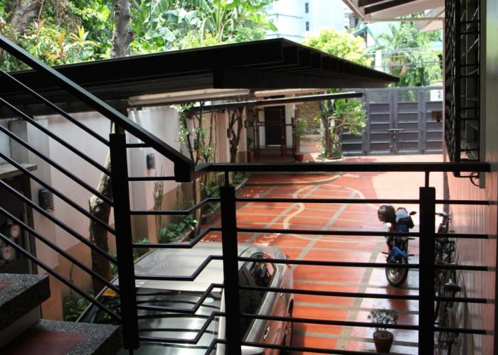 New Manila Suites