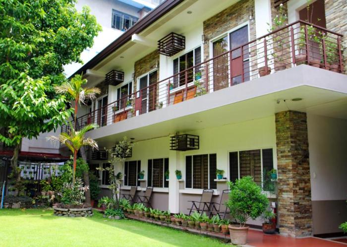 New Manila Suites