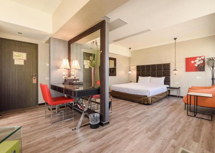 Jih Lih Hotel