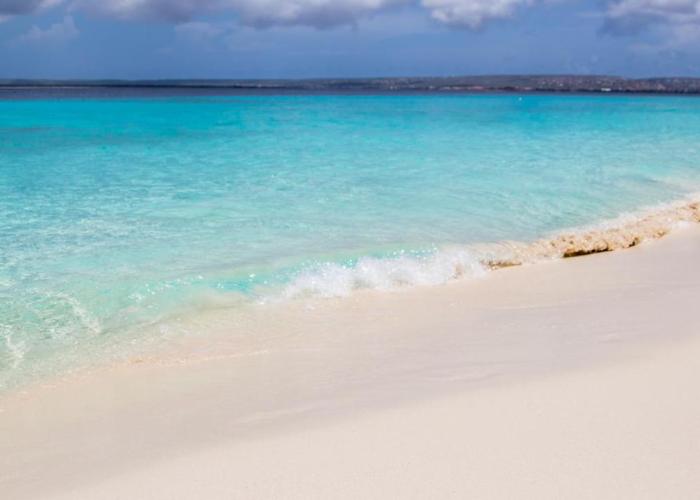 BEACHES ocean view apartments Bonaire