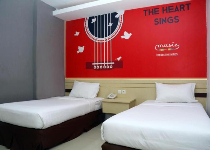 Front One Inn Sidoarjo