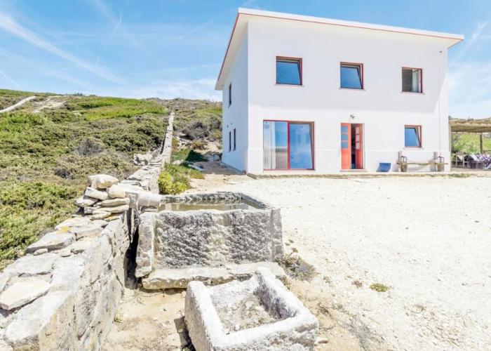 Holiday homes Magoito1