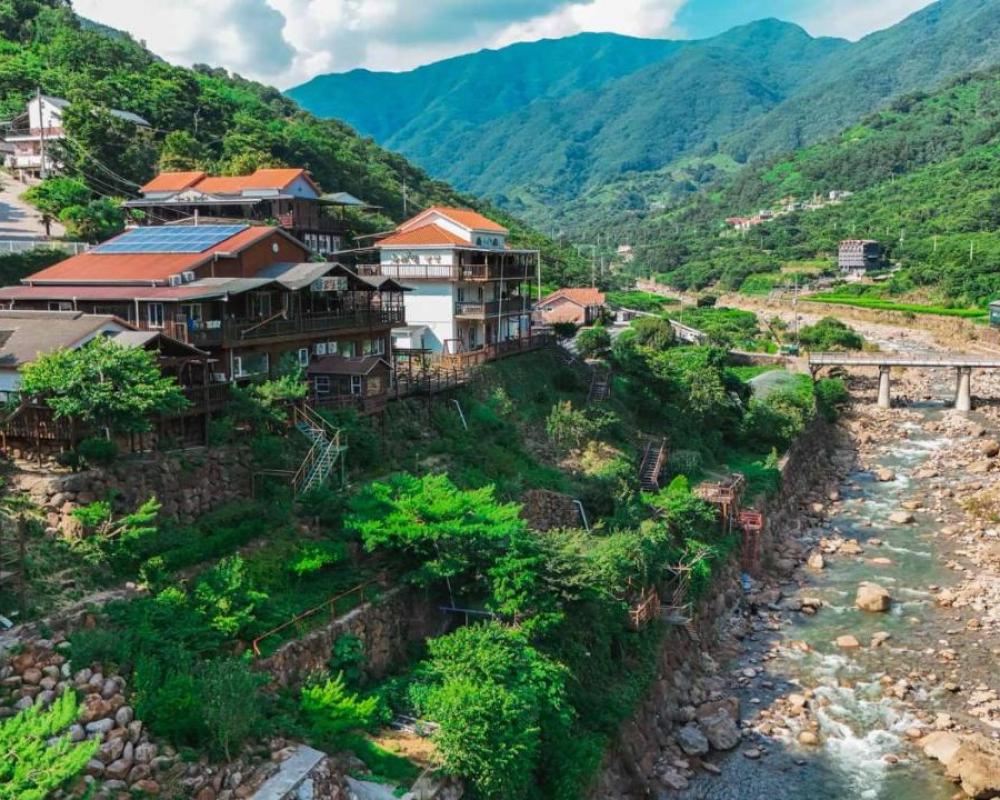 Jirisan One Night Two Days Pension