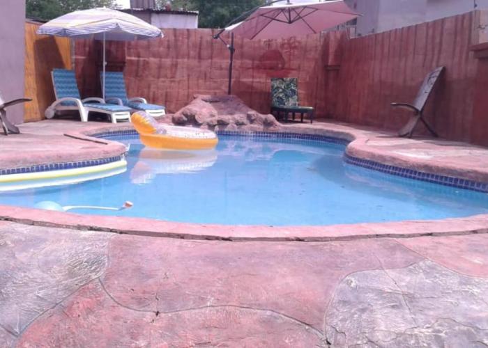 Chiloto Guest House