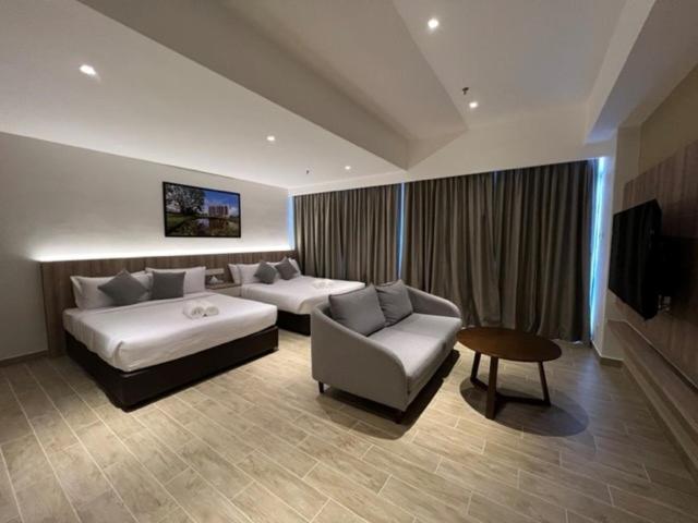 Amverton Cove Golf & Island Resort