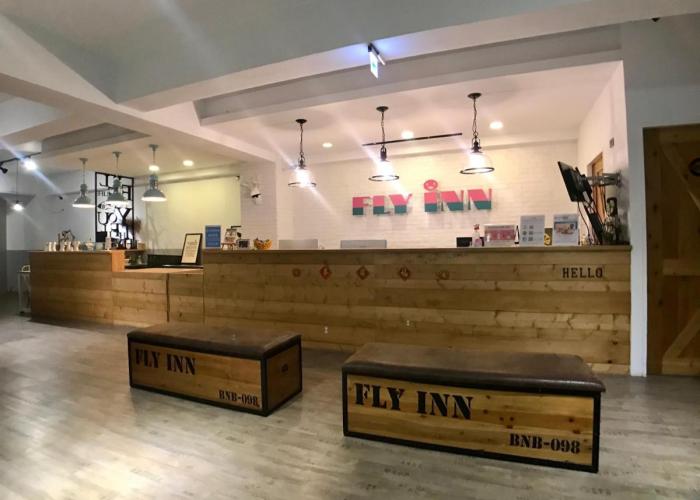 Flyinn Hostel