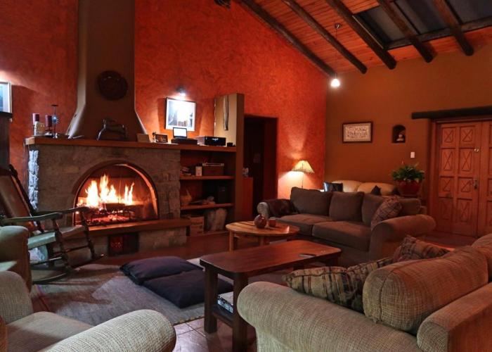 The Lazy Dog Inn a Mountain Lodge