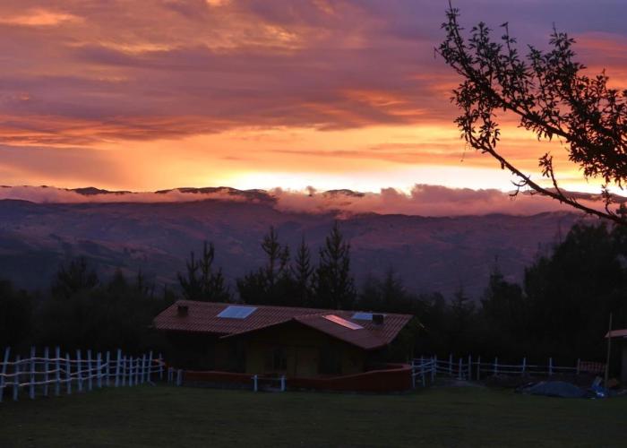 The Lazy Dog Inn a Mountain Lodge