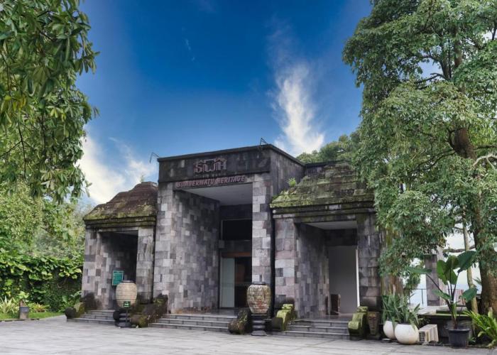 Abhayagiri - Sumberwatu Heritage Resort