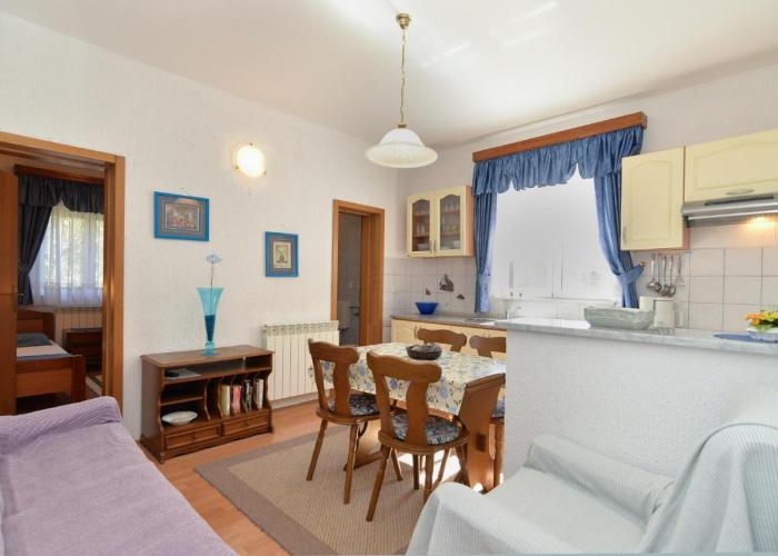 Apartments Vrcevan 811