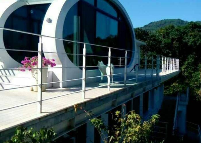 Spring Land Villa