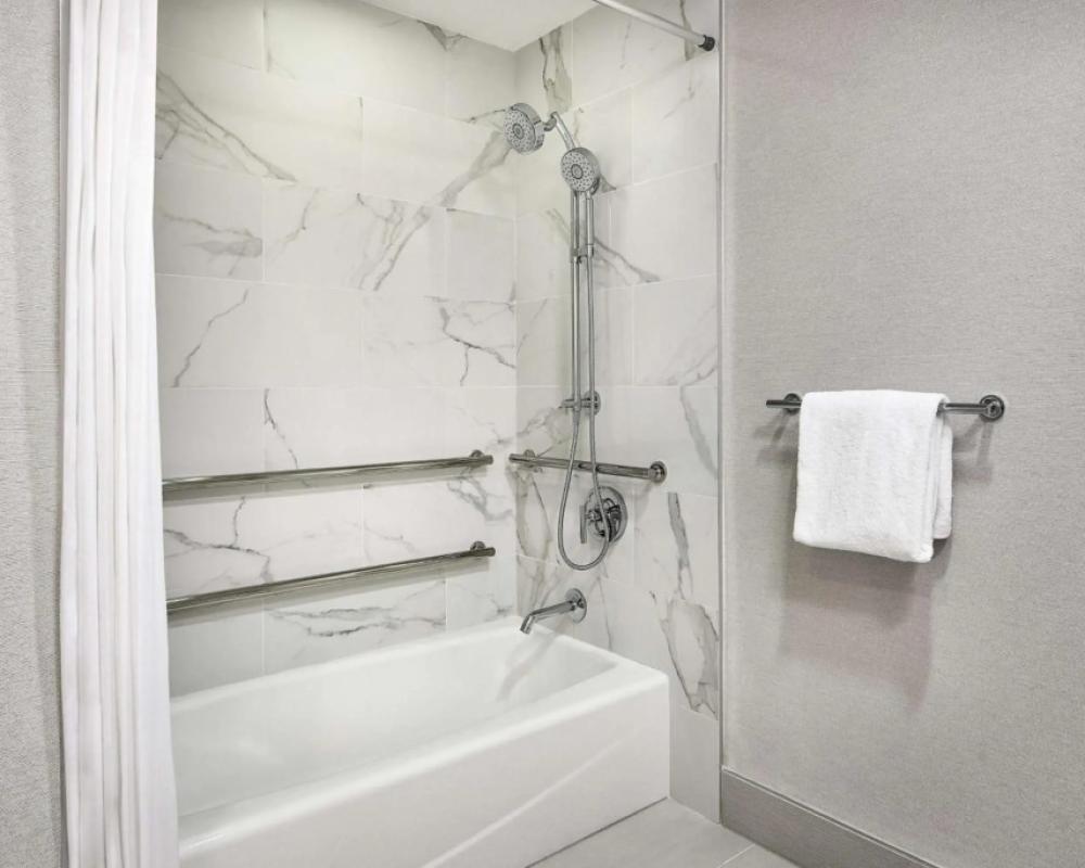 фото Faro Blanco Resort & Yacht Club Marathon, Curio by Hilton